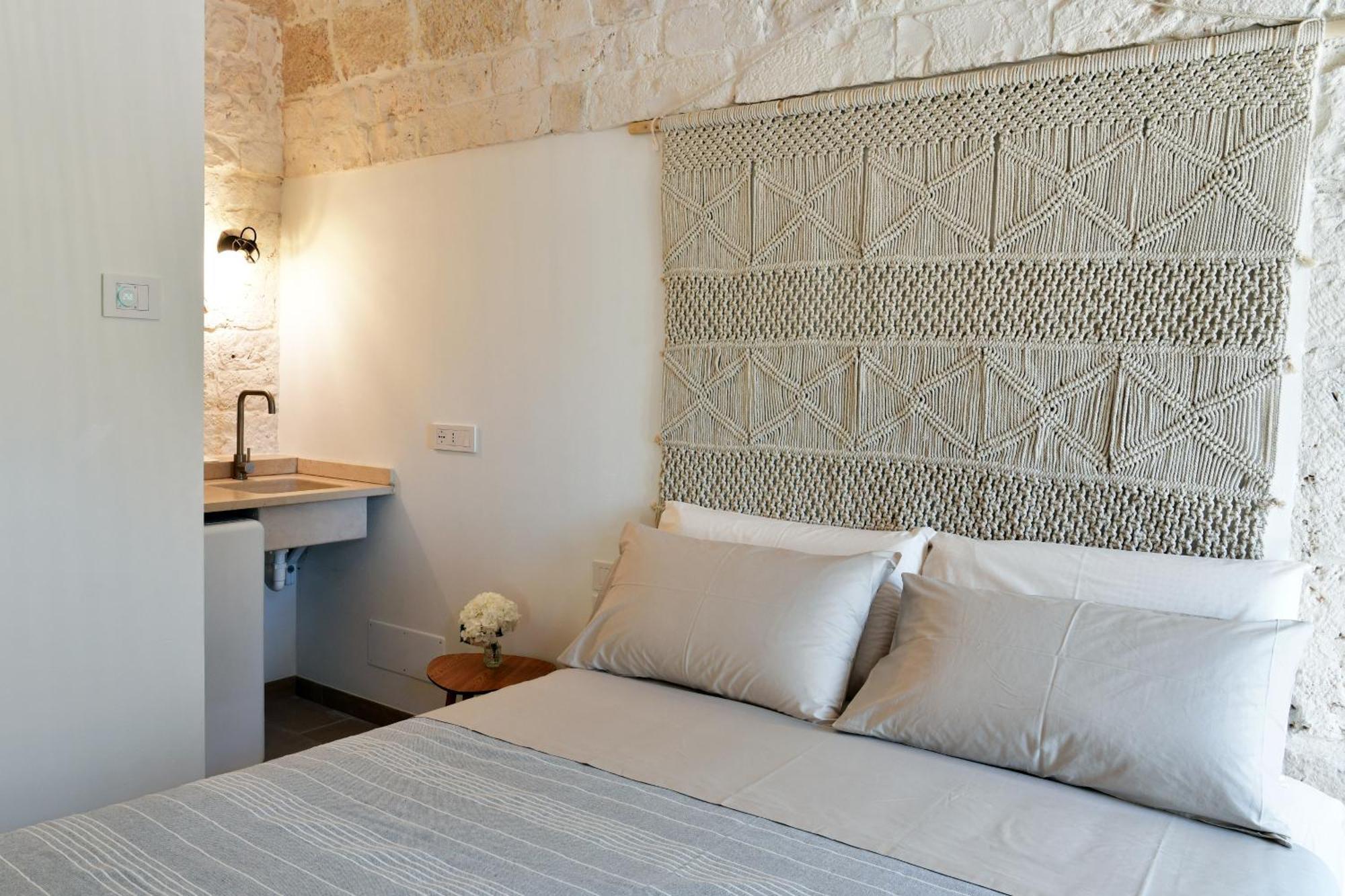 Lamarossa Trulli & Suites Antonelli Экстерьер фото