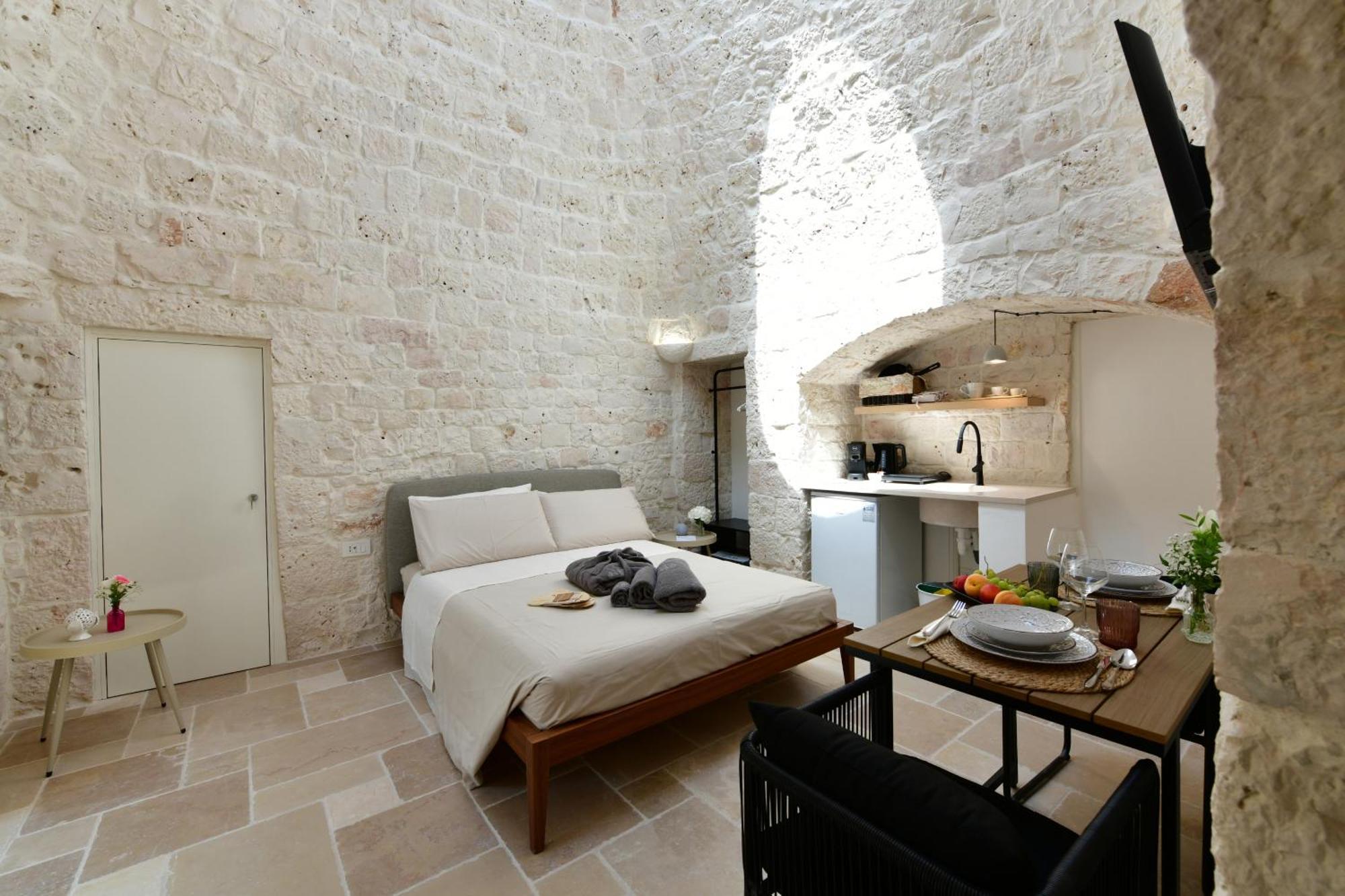 Lamarossa Trulli & Suites Antonelli Экстерьер фото
