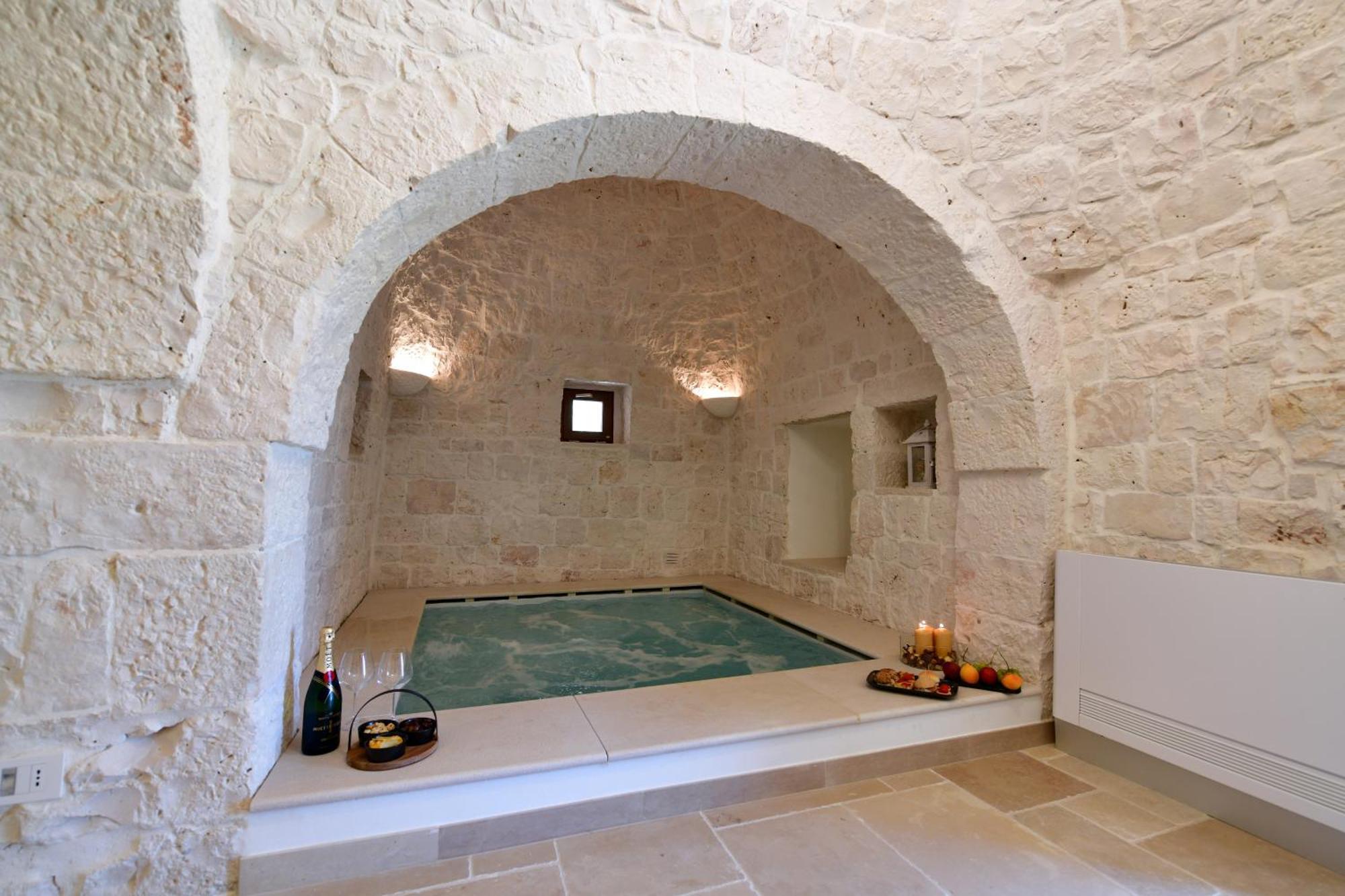 Lamarossa Trulli & Suites Antonelli Экстерьер фото