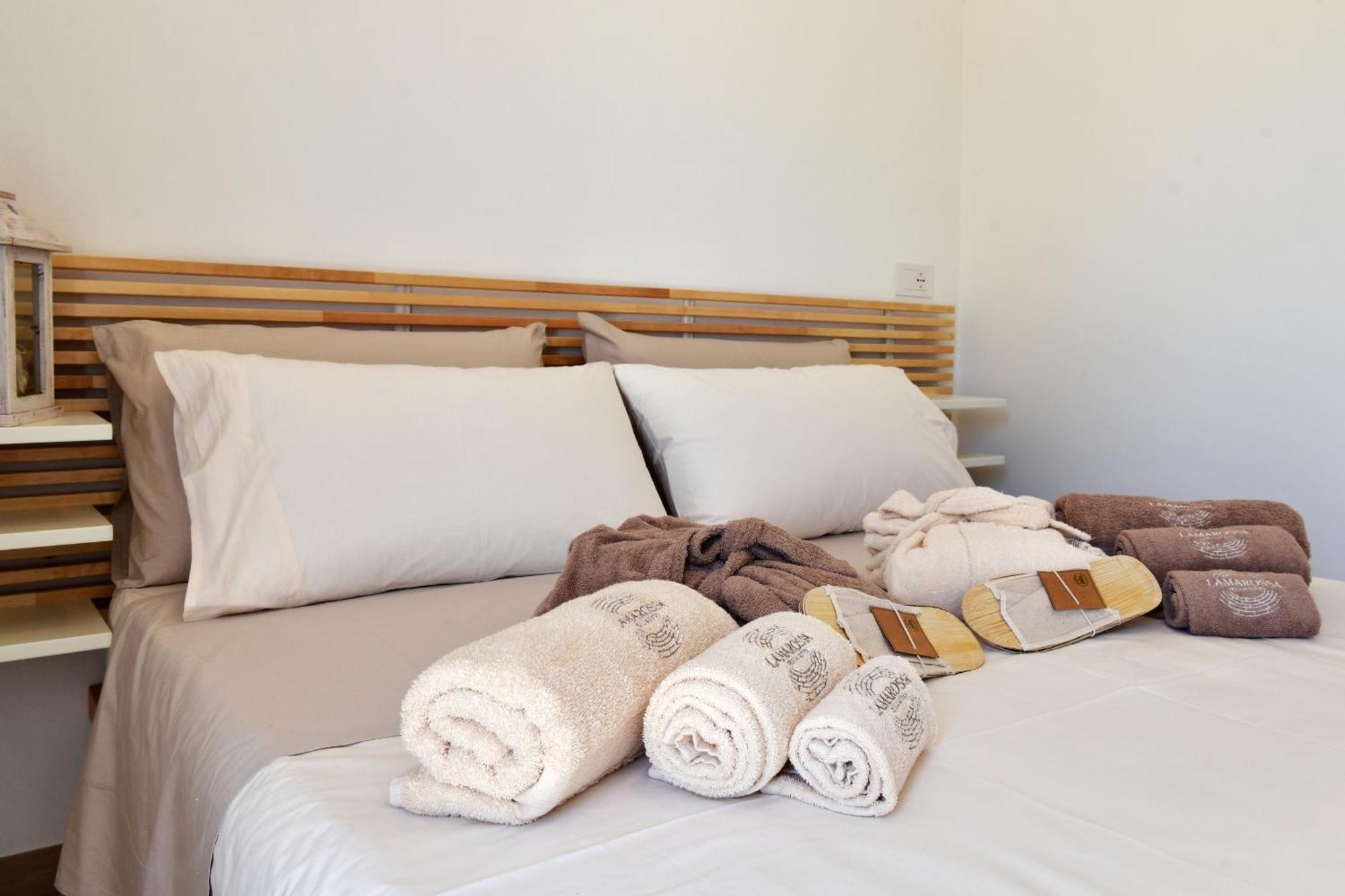 Lamarossa Trulli & Suites Antonelli Экстерьер фото