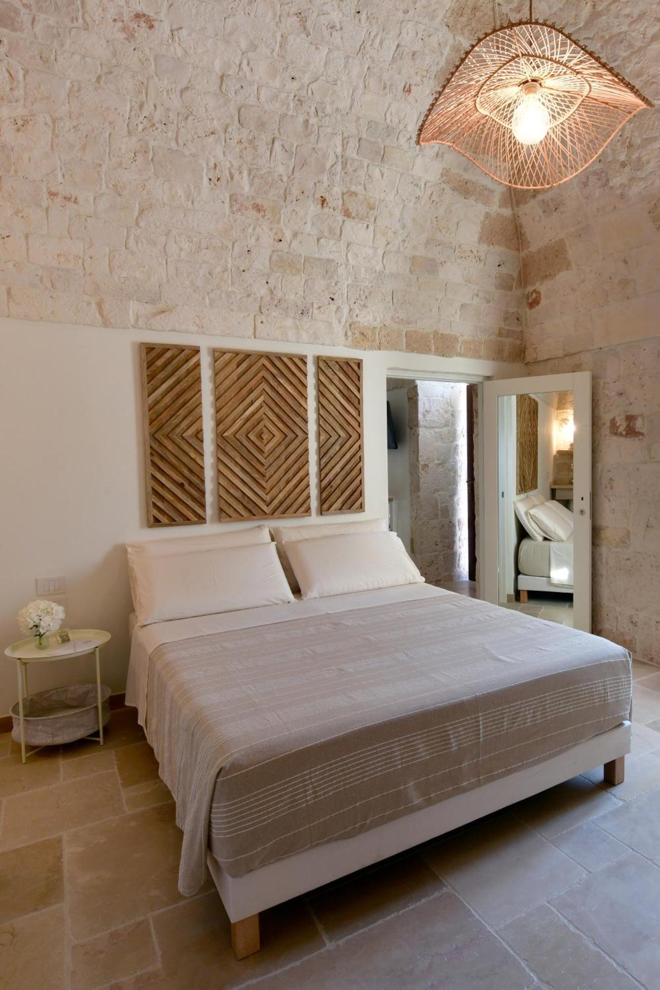 Lamarossa Trulli & Suites Antonelli Экстерьер фото