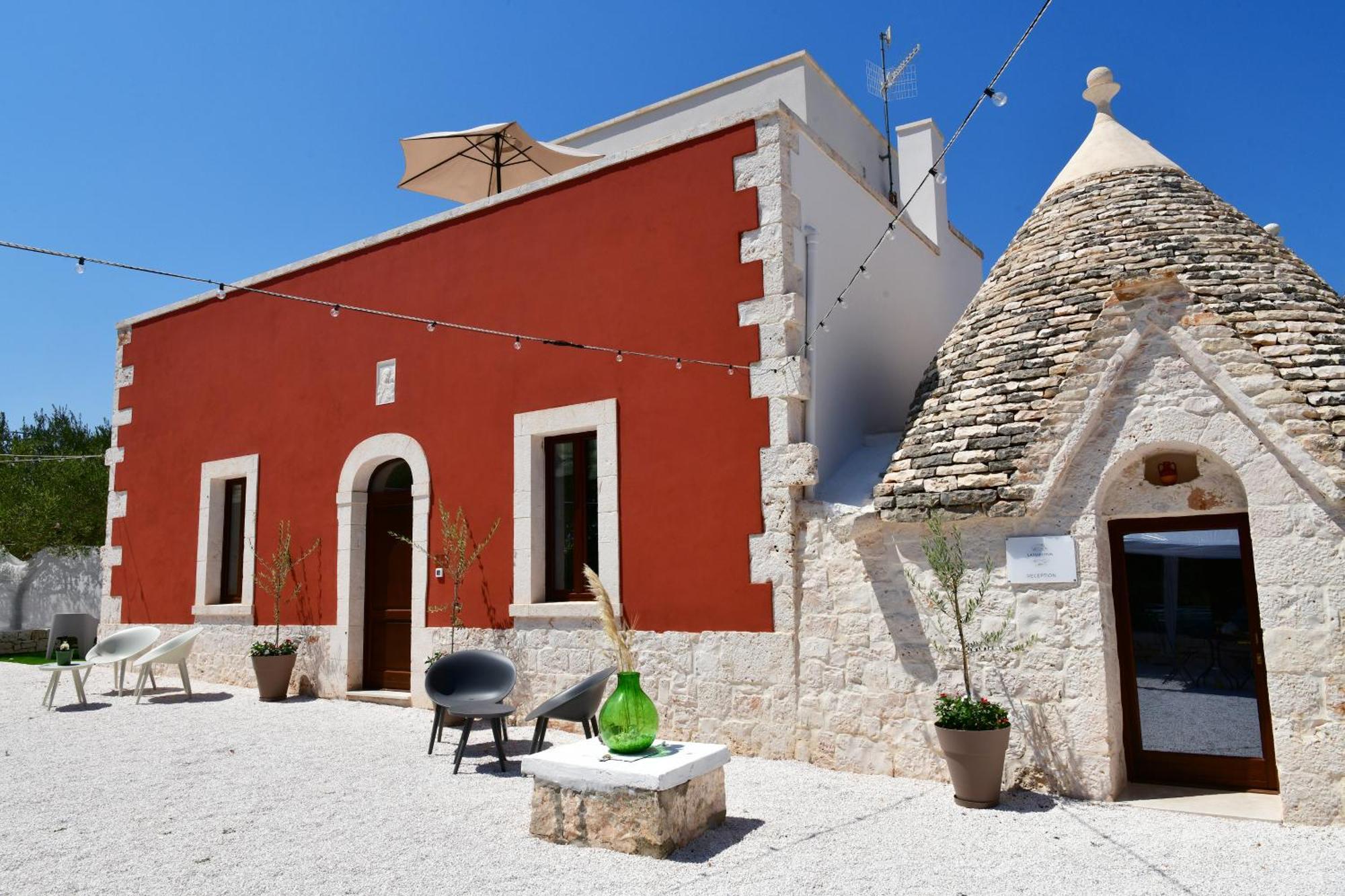 Lamarossa Trulli & Suites Antonelli Экстерьер фото