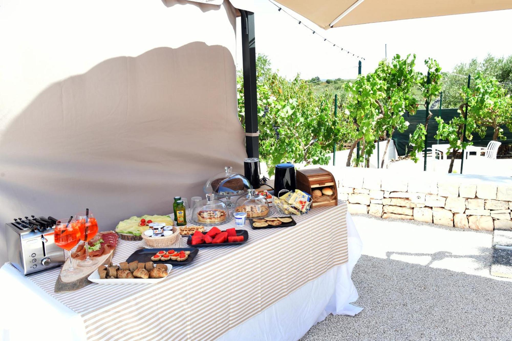 Lamarossa Trulli & Suites Antonelli Экстерьер фото